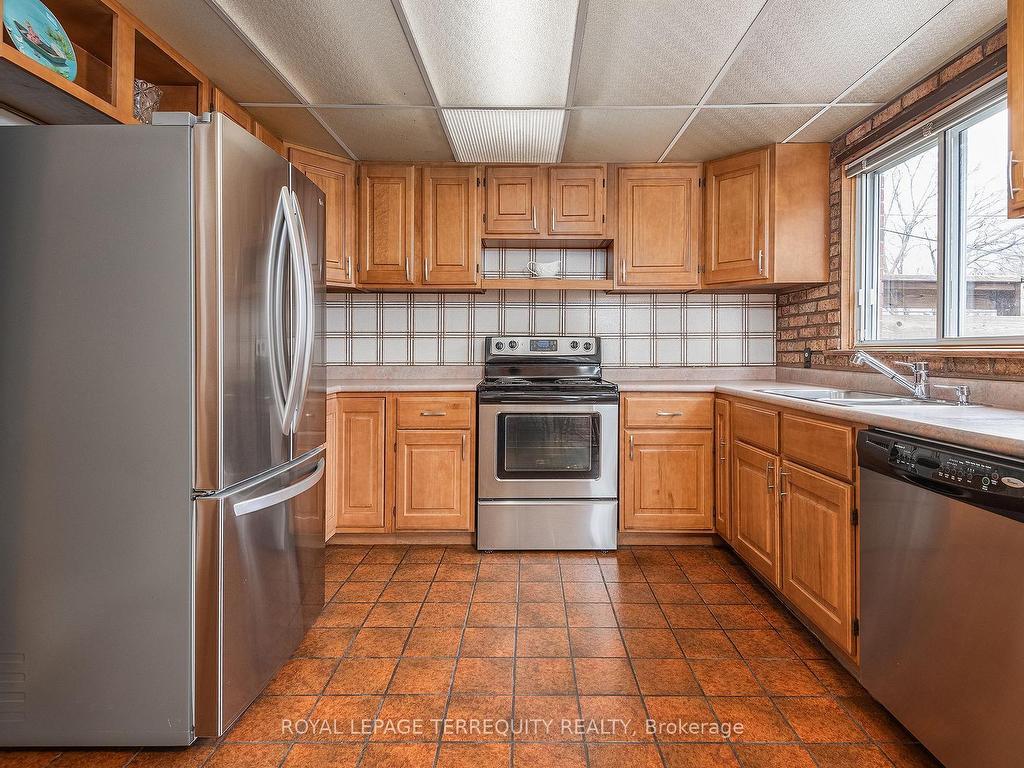 









36


Breadner

Drive,
Toronto,




ON
M9R 3M4

