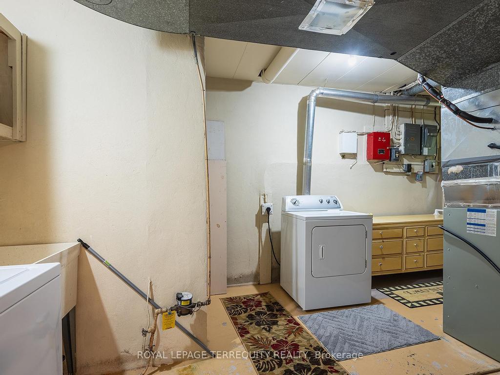 









36


Breadner

Drive,
Toronto,




ON
M9R 3M4

