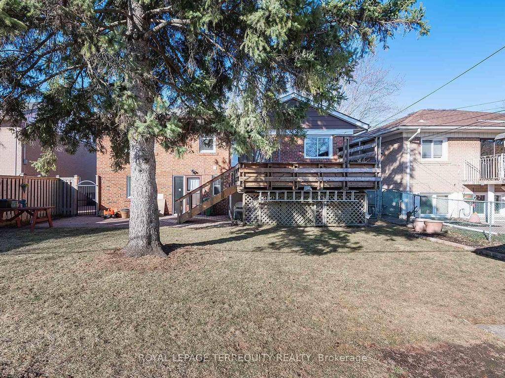 









36


Breadner

Drive,
Toronto,




ON
M9R 3M4

