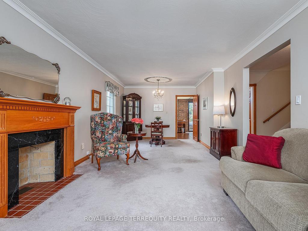









36


Breadner

Drive,
Toronto,




ON
M9R 3M4

