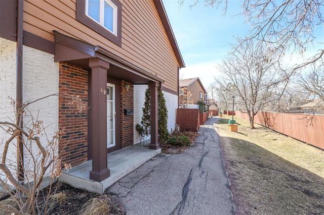 









41


Eric

ST, A,
Winnipeg,




MB
R2M 5J2

