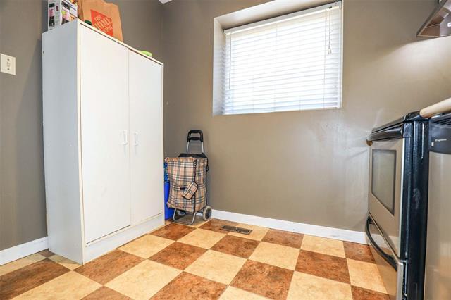 









41


Eric

ST, A,
Winnipeg,




MB
R2M 5J2


