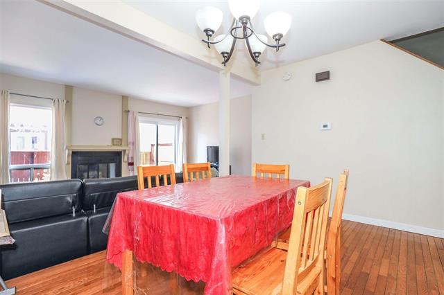 









41


Eric

ST, A,
Winnipeg,




MB
R2M 5J2

