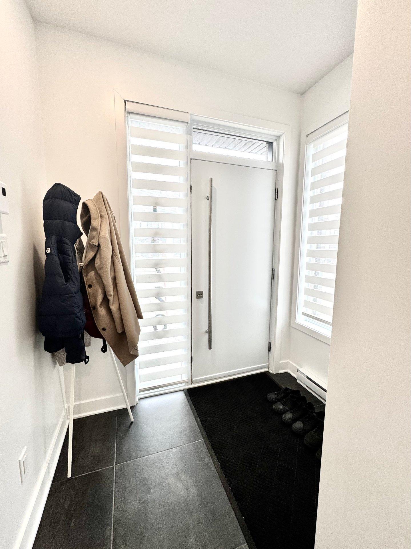 









13720


Rue du Merlot

,
Mirabel,




QC
J7N3P1

