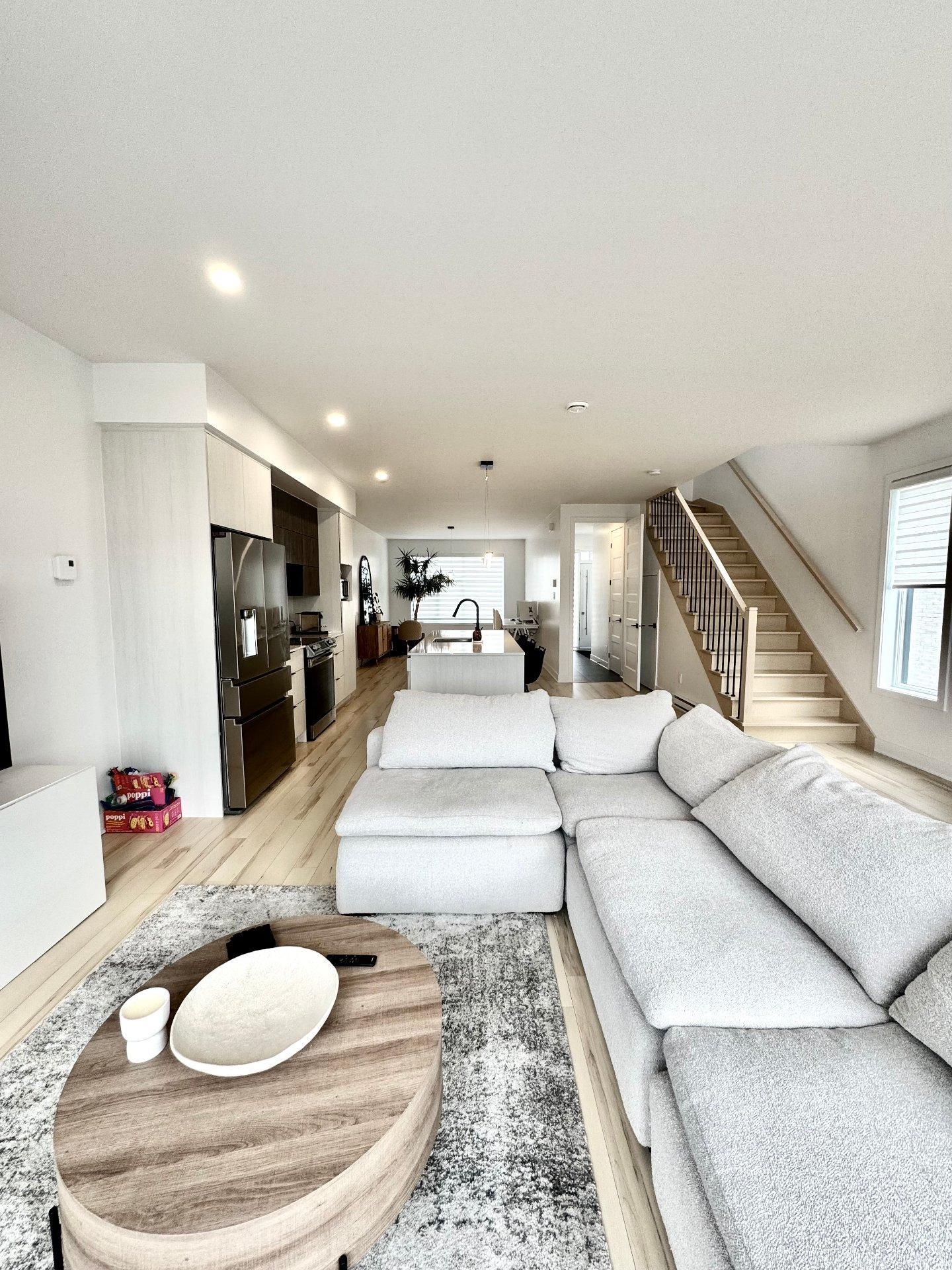 









13720


Rue du Merlot

,
Mirabel,




QC
J7N3P1


