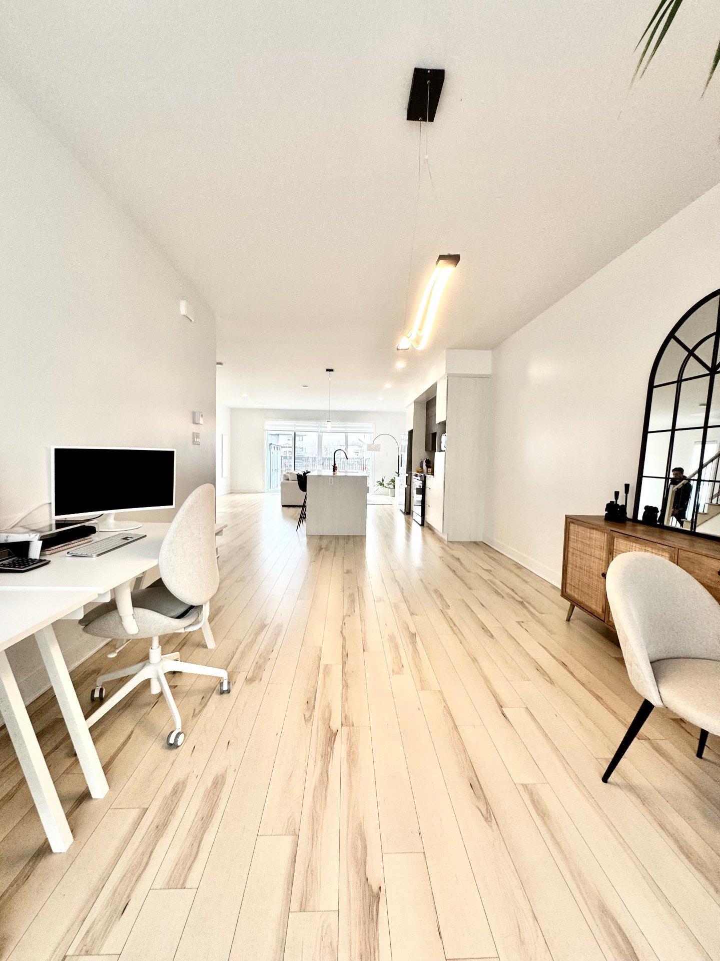 









13720


Rue du Merlot

,
Mirabel,




QC
J7N3P1

