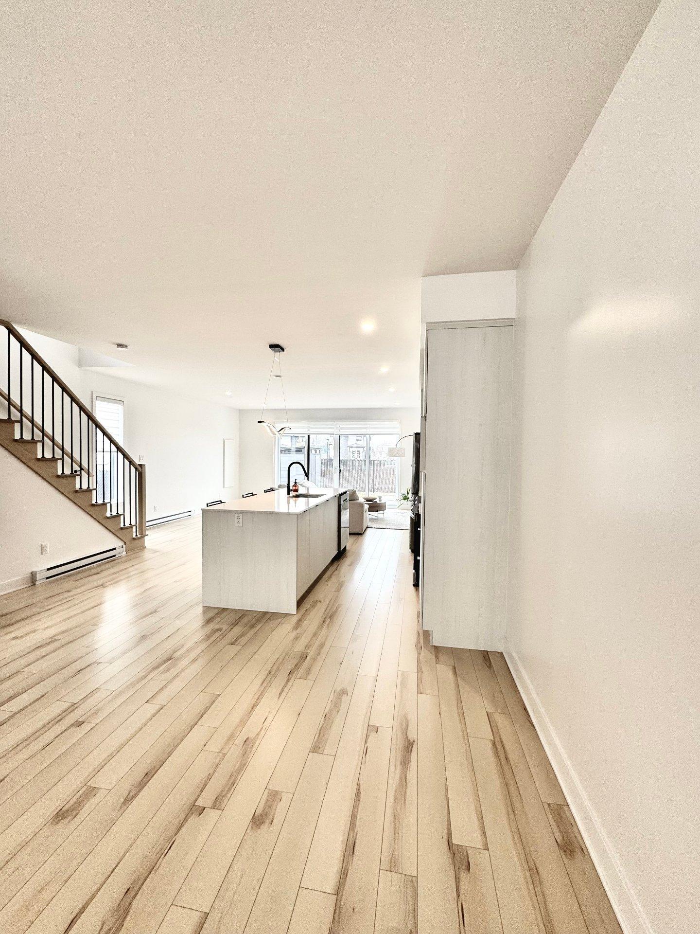 









13720


Rue du Merlot

,
Mirabel,




QC
J7N3P1

