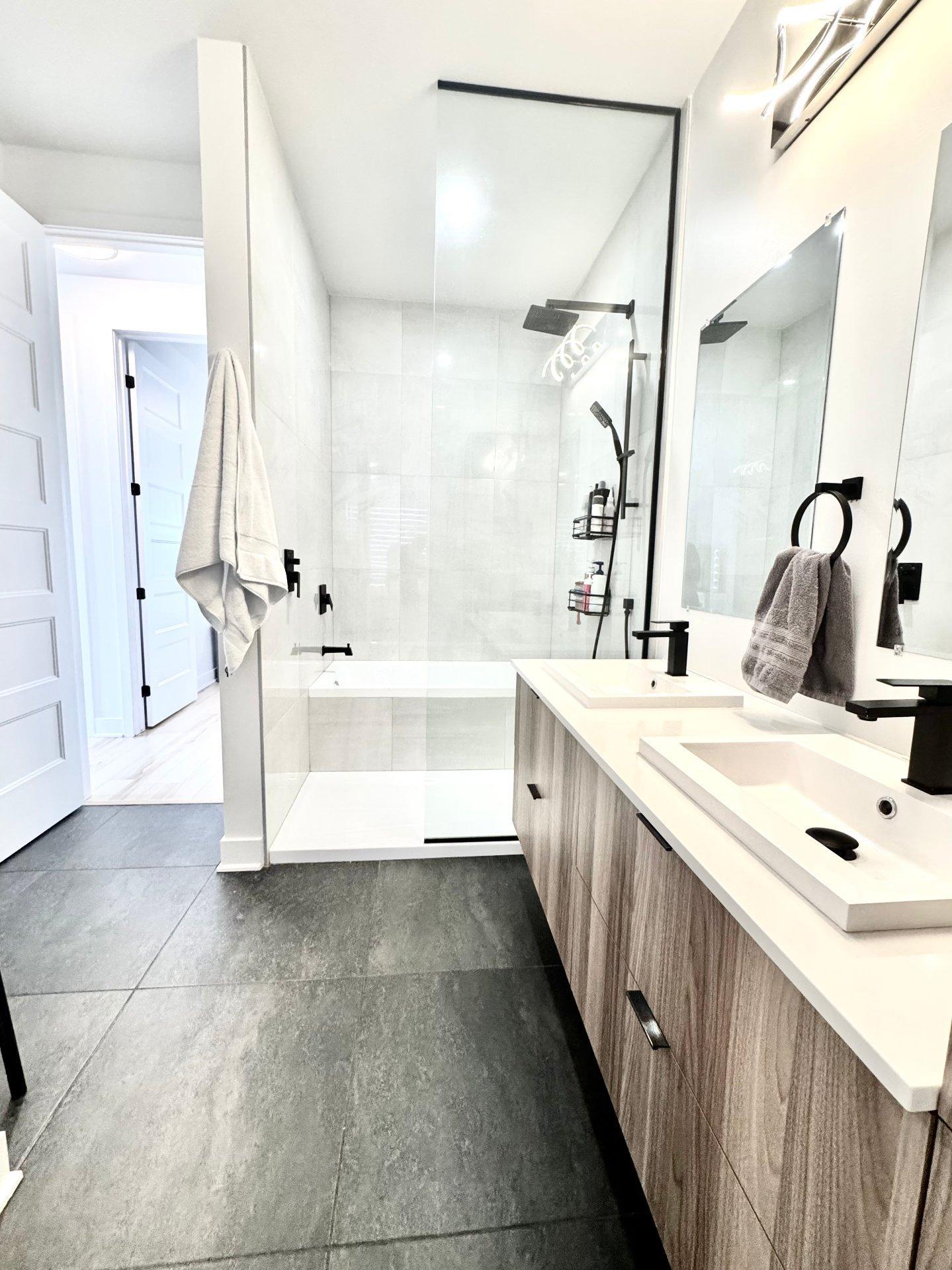 









13720


Rue du Merlot

,
Mirabel,




QC
J7N3P1


