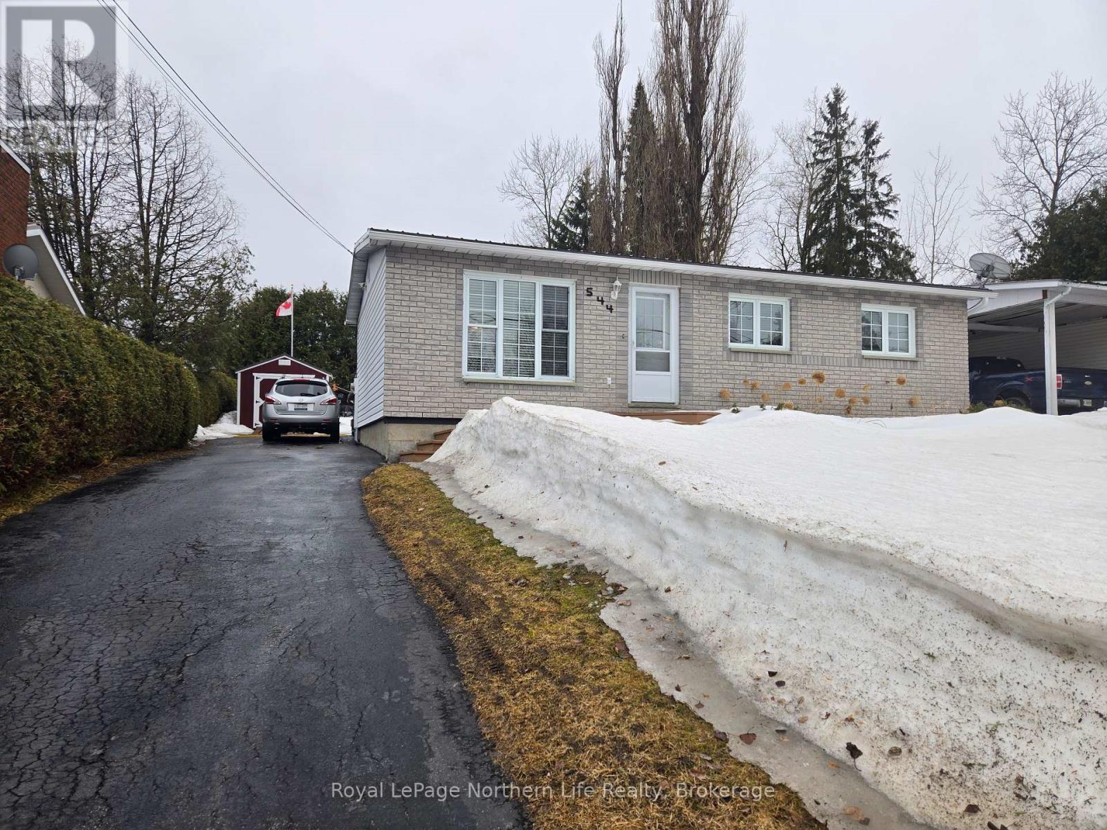 












544 BROADWOOD AVENUE

,
Temiskaming Shores (New Liskeard),




Ontario
P0J1P0

