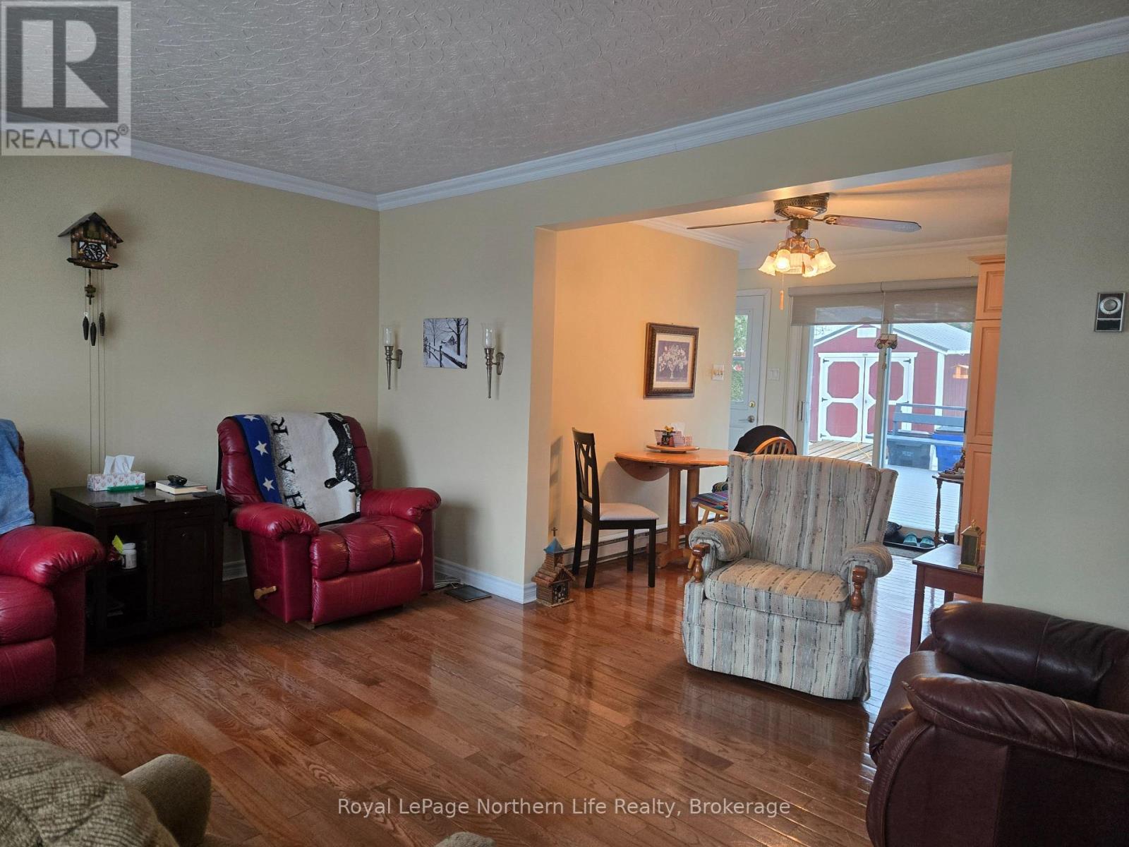 












544 BROADWOOD AVENUE

,
Temiskaming Shores (New Liskeard),




Ontario
P0J1P0

