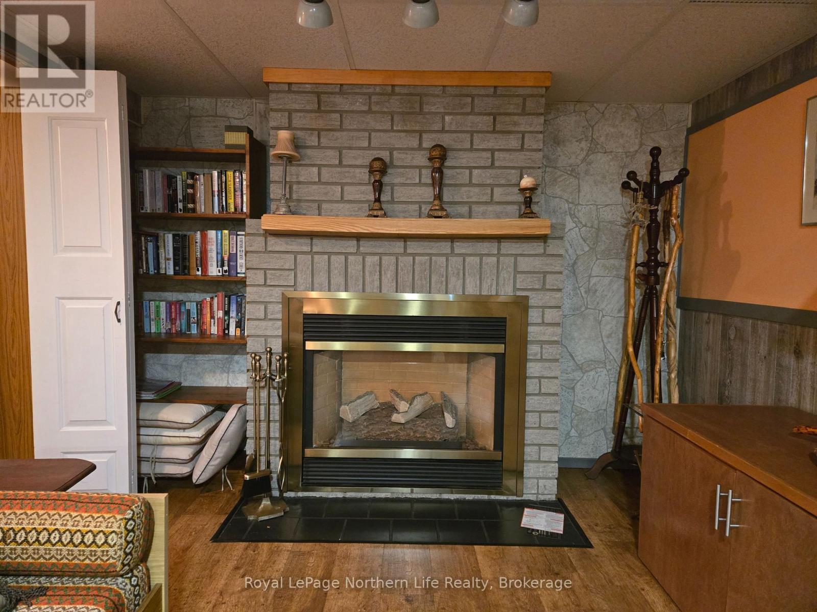 












544 BROADWOOD AVENUE

,
Temiskaming Shores (New Liskeard),




Ontario
P0J1P0

