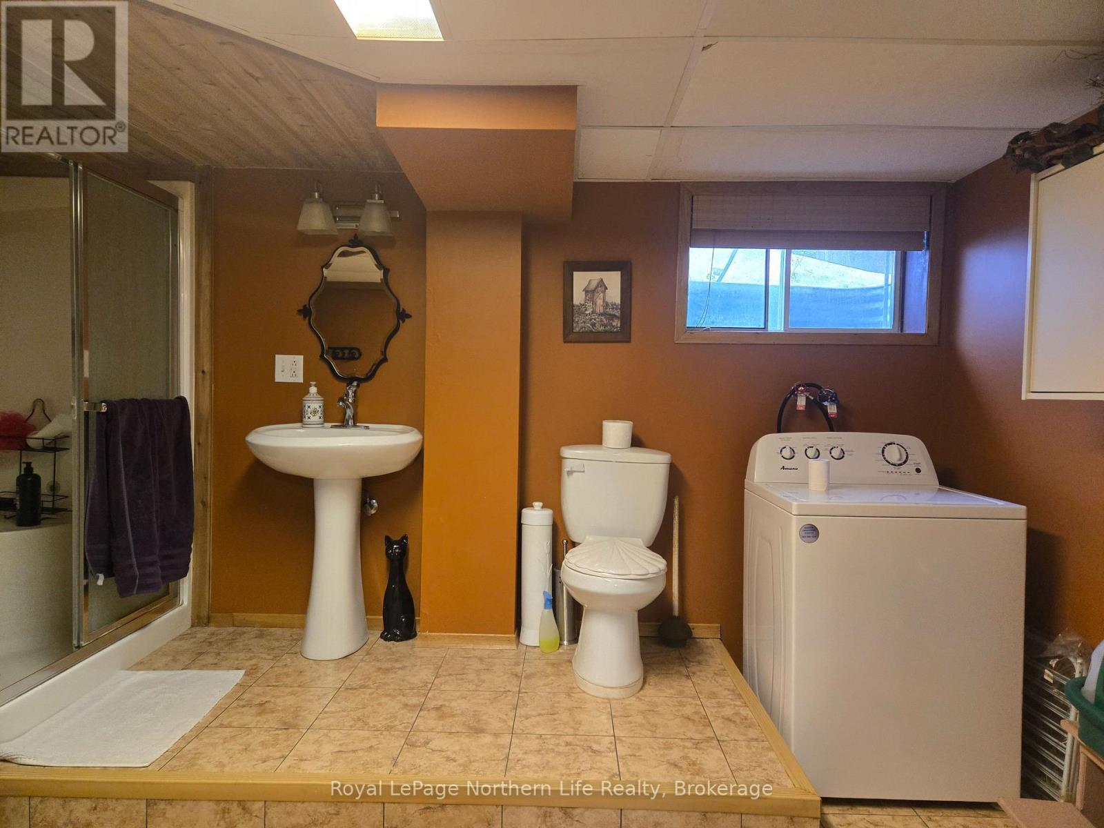 












544 BROADWOOD AVENUE

,
Temiskaming Shores (New Liskeard),




Ontario
P0J1P0

