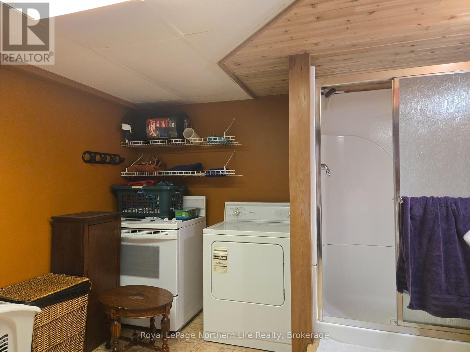 












544 BROADWOOD AVENUE

,
Temiskaming Shores (New Liskeard),




Ontario
P0J1P0

