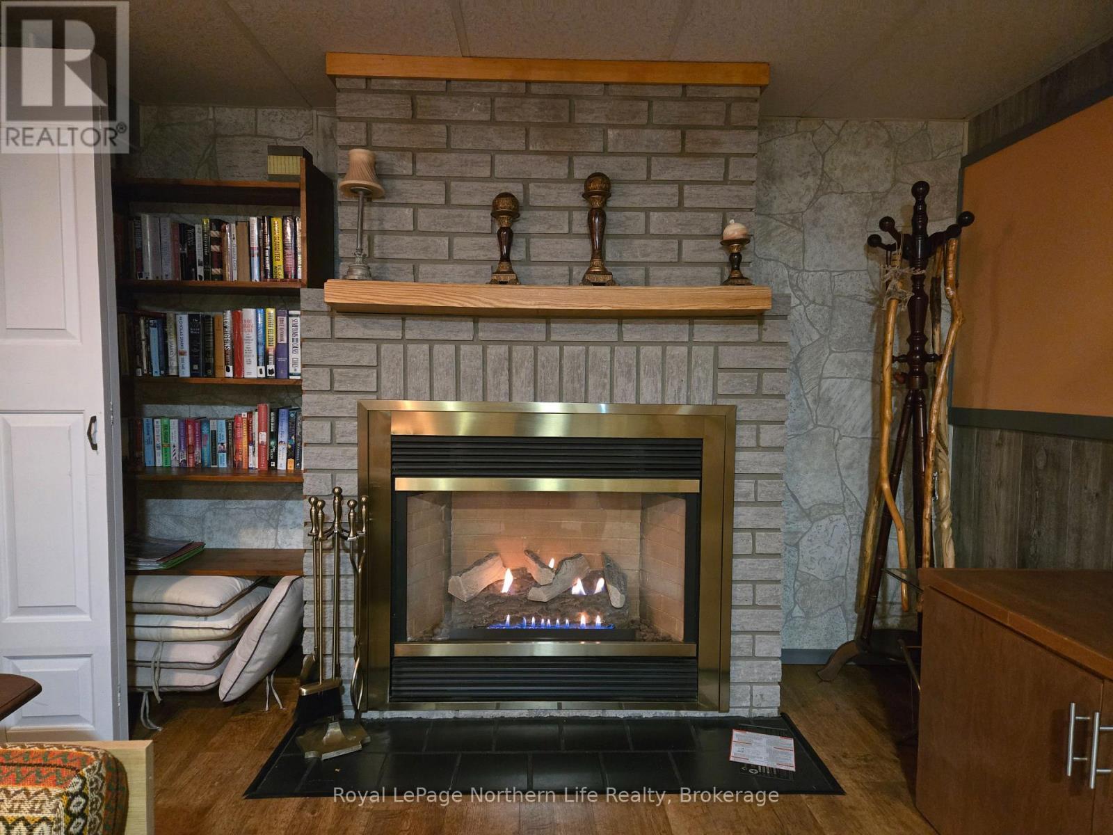 












544 BROADWOOD AVENUE

,
Temiskaming Shores (New Liskeard),




Ontario
P0J1P0

