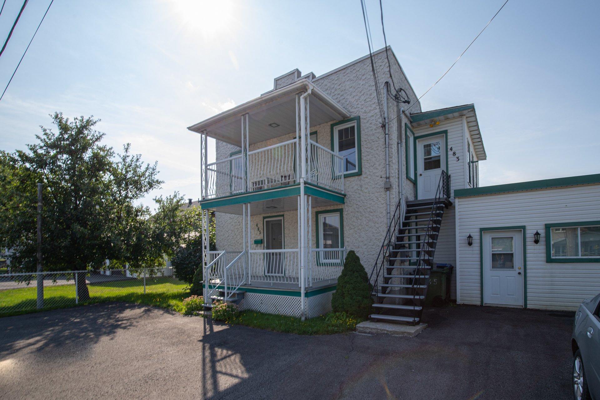 









485


Av. Desjardins

,
Saint-Jean-sur-Richelieu,




QC
J2X1S3

