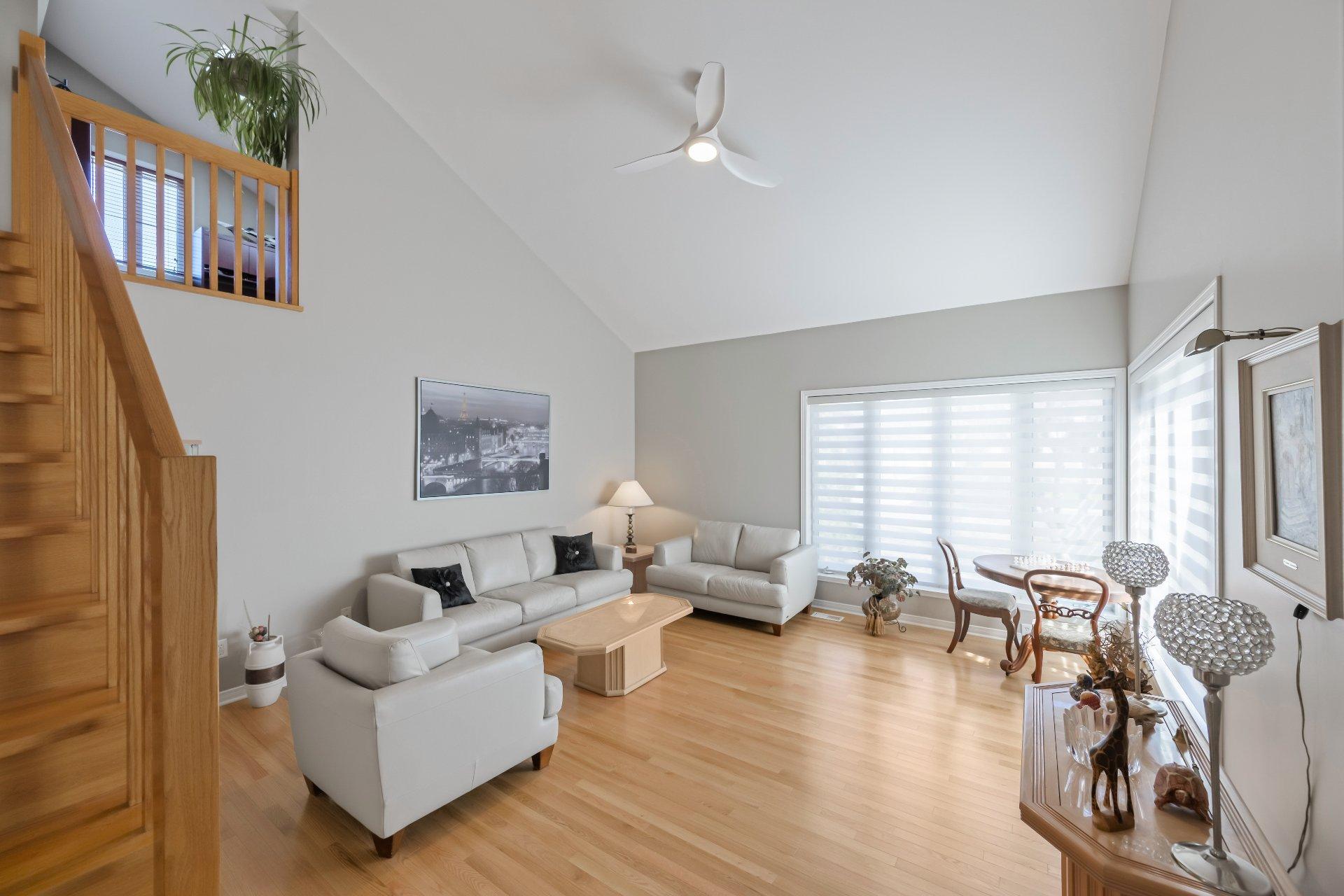 









325


Rue Gouin

,
Saint-Bruno-de-Montarville,




QC
J3V6C8

