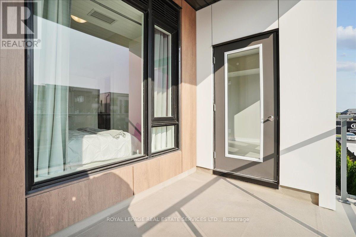 












202 - 1440 CLARRIAGE COURT

,
Milton,




Ontario
L9T2X5

