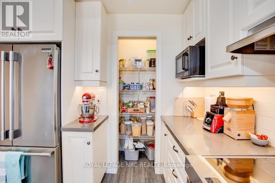 












3813 RYAN AVENUE

,
Fort Erie (Crystal Beach),




Ontario
L0S1B0

