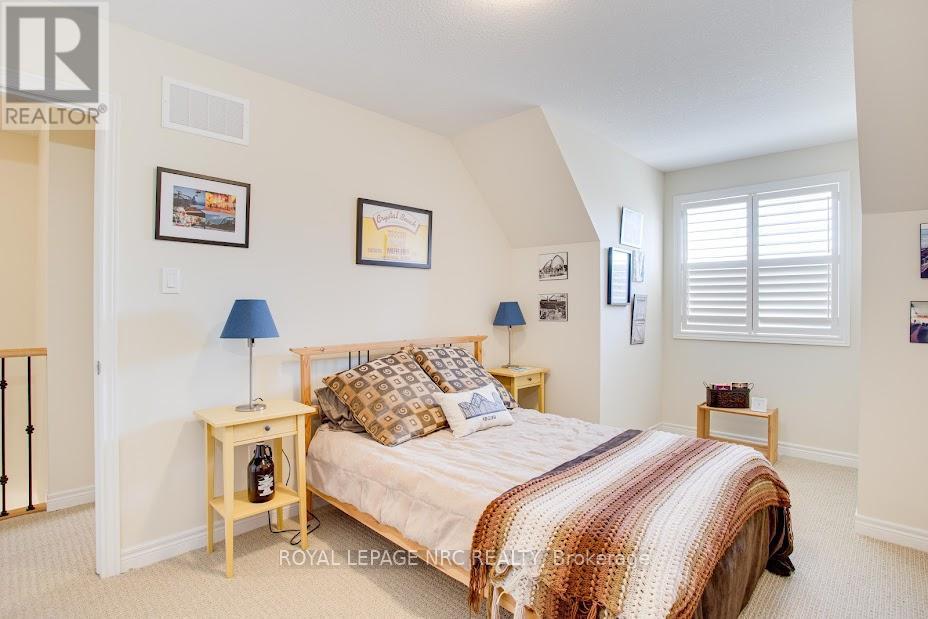 












3813 RYAN AVENUE

,
Fort Erie (Crystal Beach),




Ontario
L0S1B0


