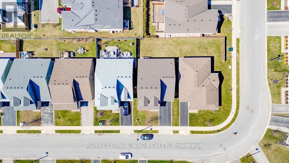 












3813 RYAN AVENUE

,
Fort Erie (Crystal Beach),




Ontario
L0S1B0


