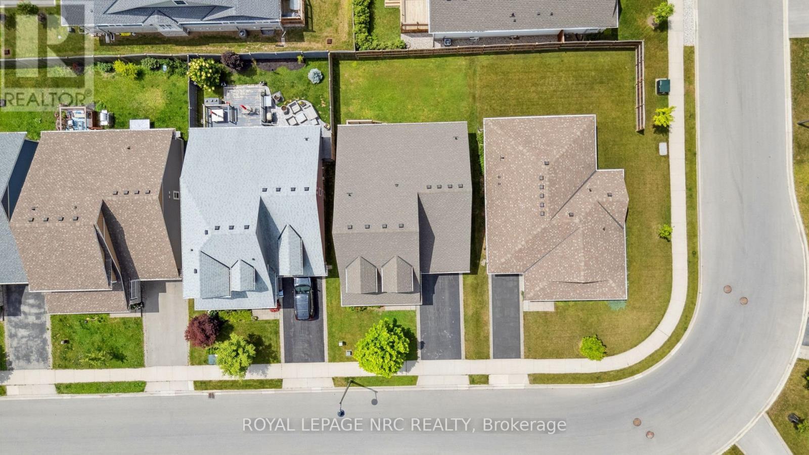 












3813 RYAN AVENUE

,
Fort Erie (Crystal Beach),




Ontario
L0S1B0

