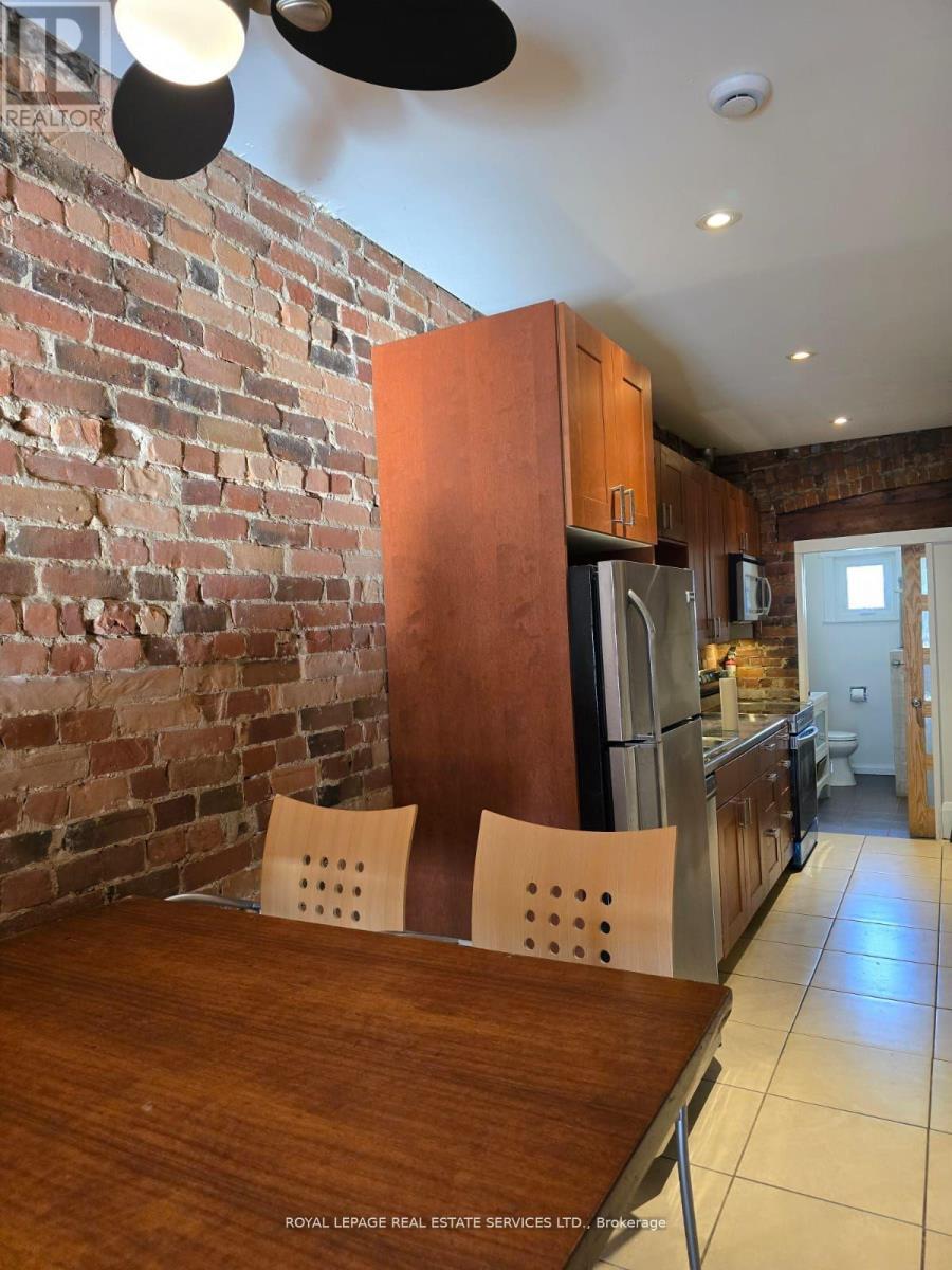 












MAIN - 1399 LANSDOWNE AVENUE

,
Toronto,




Ontario
M6H3Z9

