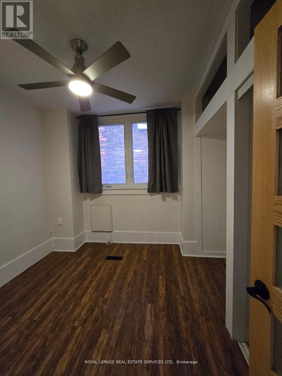 












MAIN - 1399 LANSDOWNE AVENUE

,
Toronto,




Ontario
M6H3Z9

