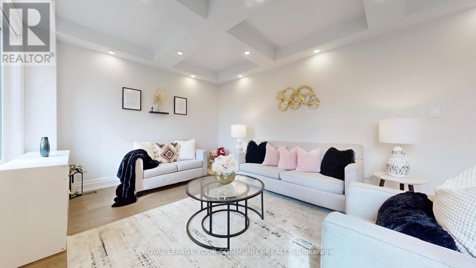 












100 GRAND OAK DRIVE

,
Richmond Hill,




Ontario
L4E4A6


