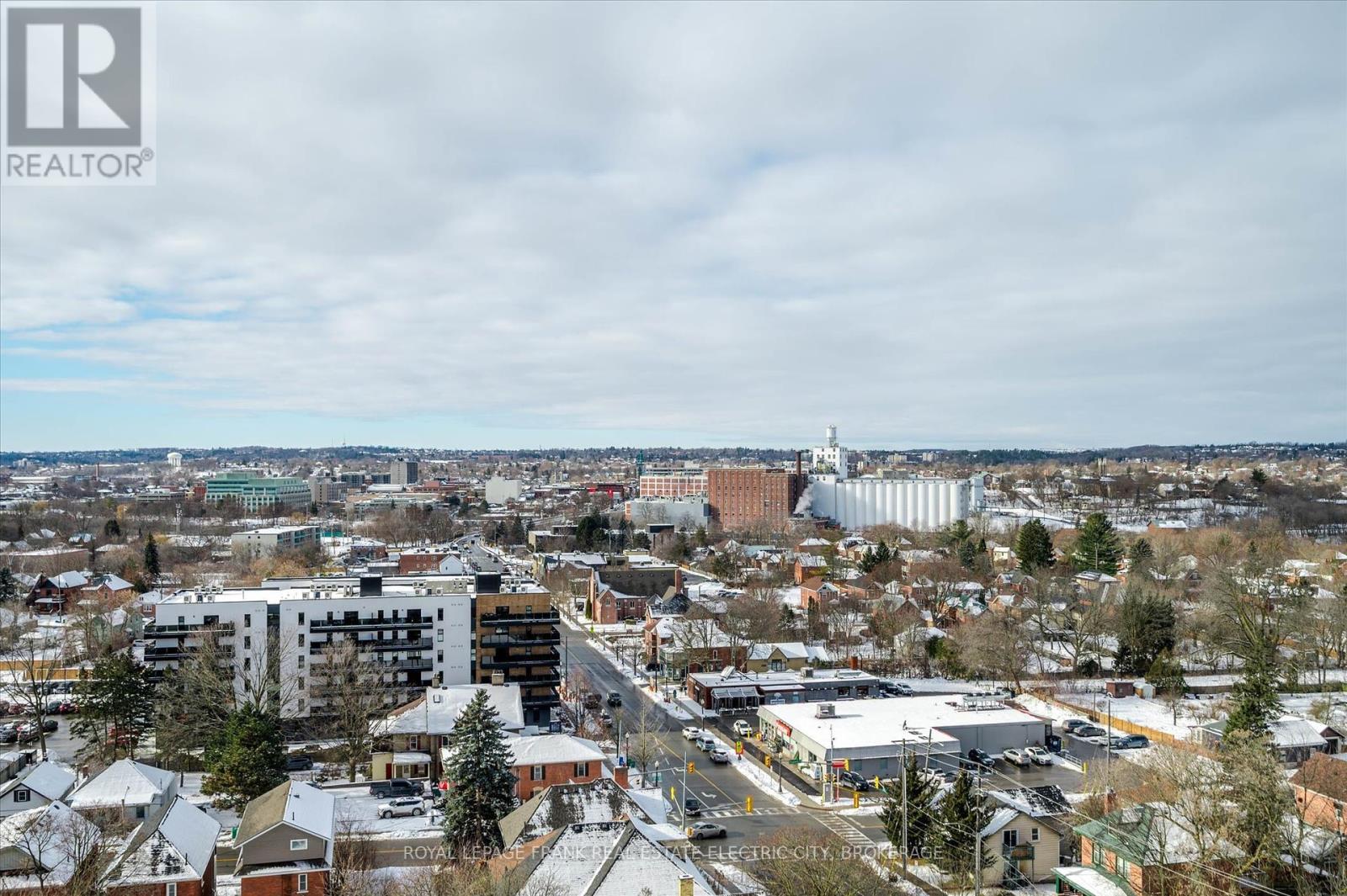 












502 - 195 HUNTER STREET E

,
Peterborough East (Central),




Ontario
K9H1G9

