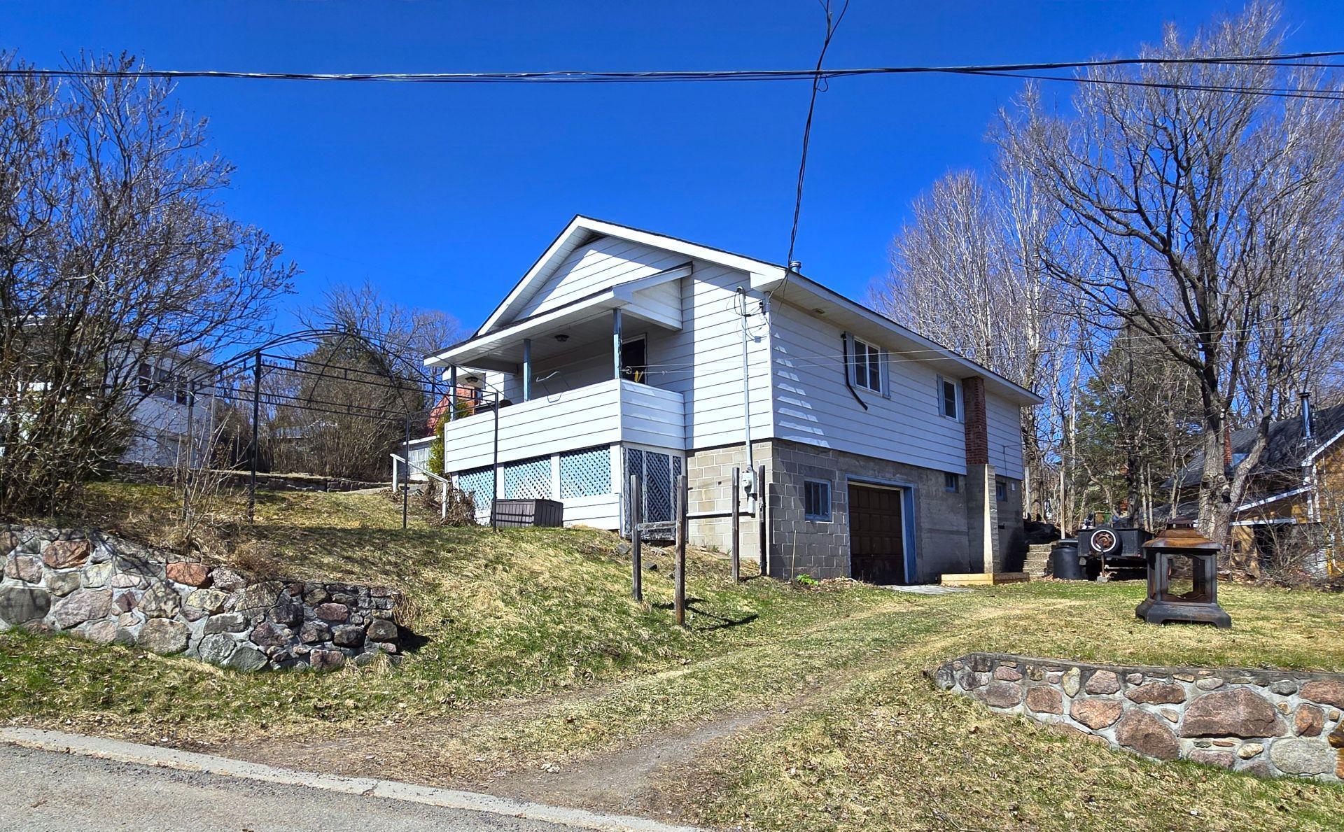









309


Rue Park

,
Brownsburg-Chatham,




QC
J8G3A3


