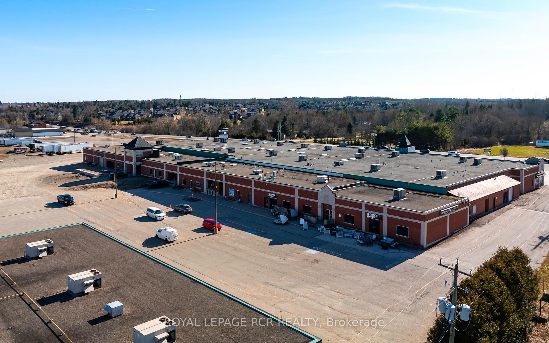 









633419


Hwy 10

N/A, A, B, C,
Mono,




ON
L9W 6Z1

