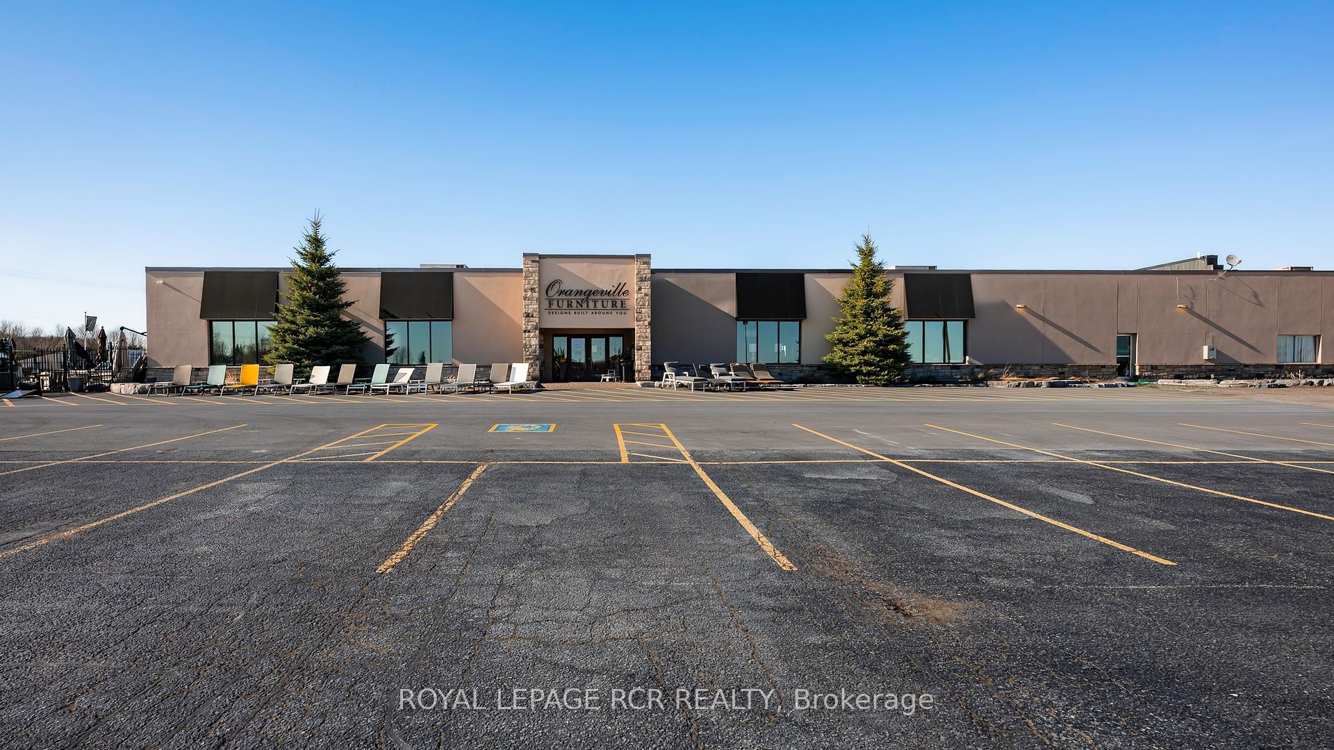 









633419


Hwy 10

N/A, A, B, C,
Mono,




ON
L9W 6Z1

