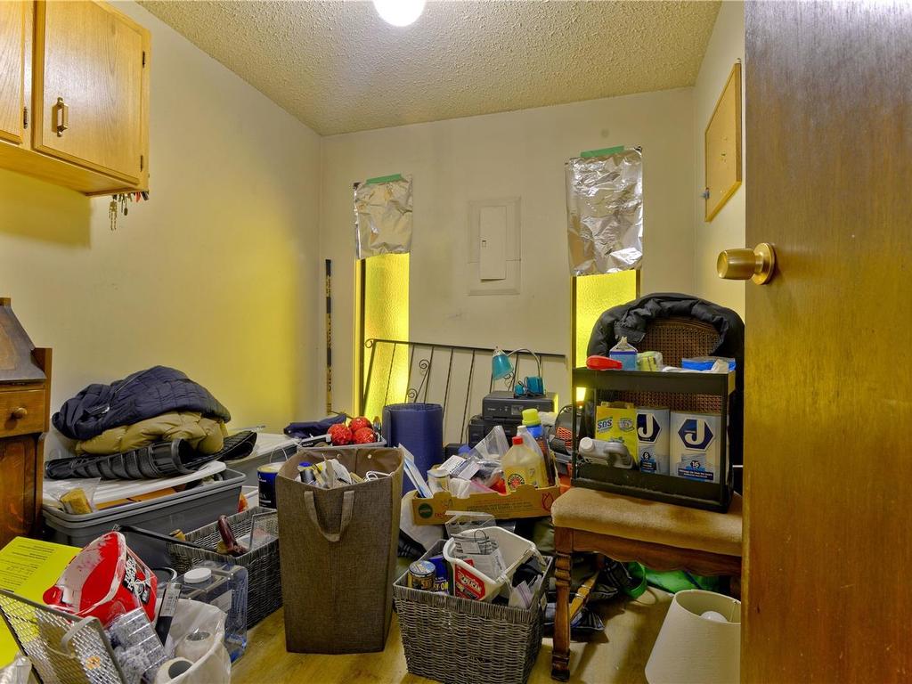 









1048


Price

Rd,
Errington,




BC
V9P 2X1

