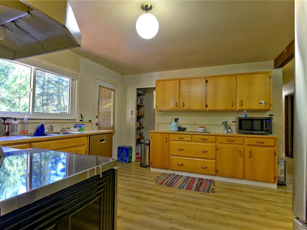 









1048


Price

Rd,
Errington,




BC
V9P 2X1

