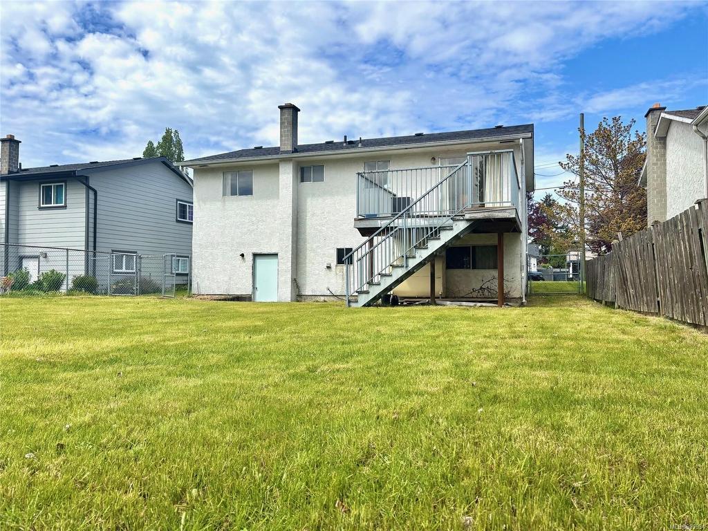 









2199


BRADFORD

Ave,
Sidney,




BC
V8L 2C8

