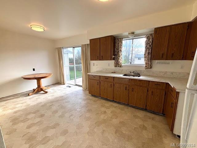 









2199


BRADFORD

Ave,
Sidney,




BC
V8L 2C8

