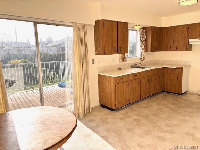 









2199


BRADFORD

Ave,
Sidney,




BC
V8L 2C8

