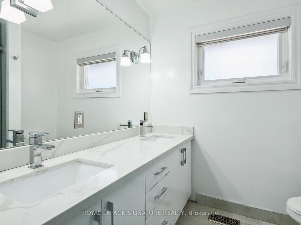 









78


Sloane

Avenue, UPPER,
Toronto,




ON
M4A 2A7


