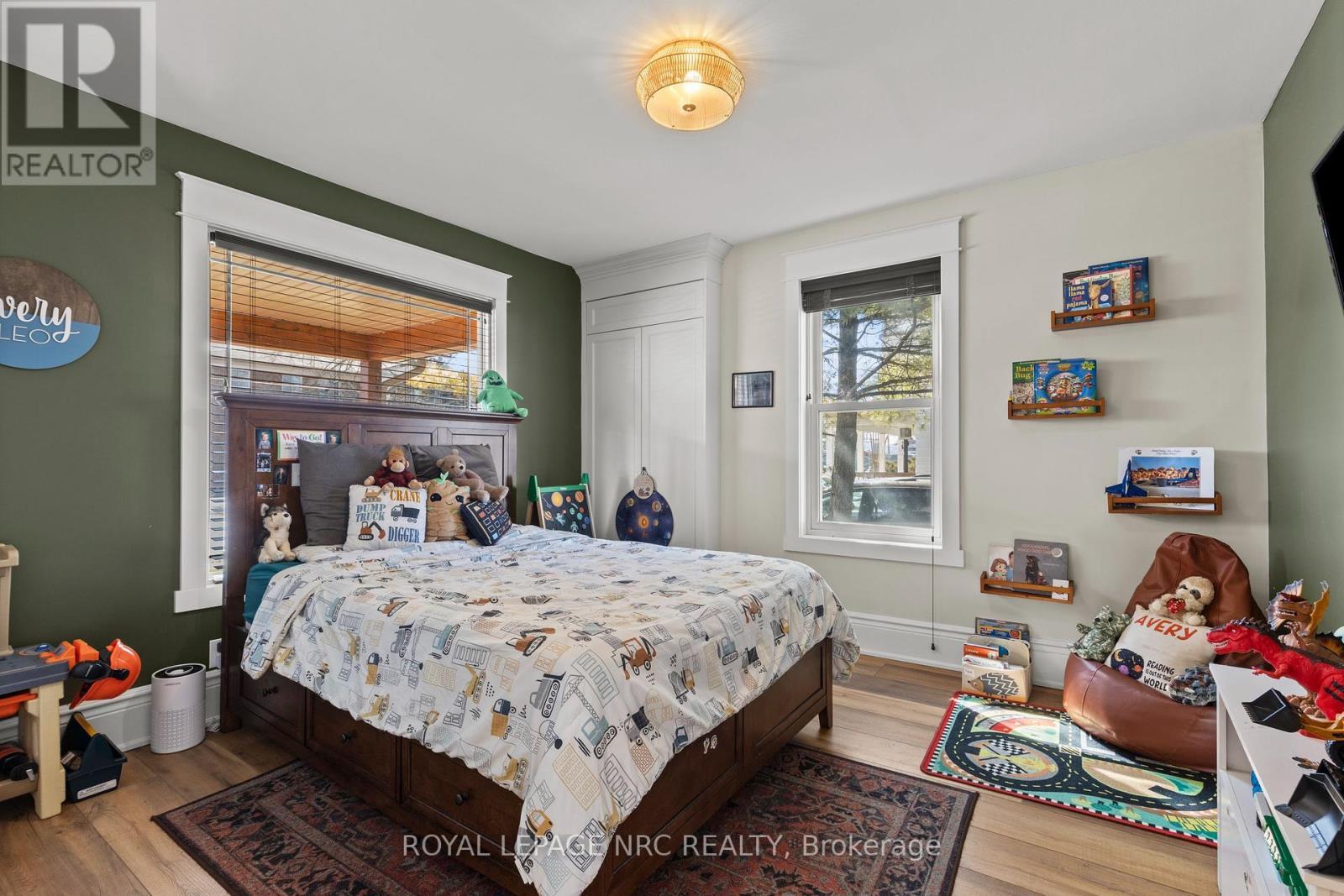 












538 KING STREET

,
Port Colborne (Main Street),




Ontario
L3K4H6

