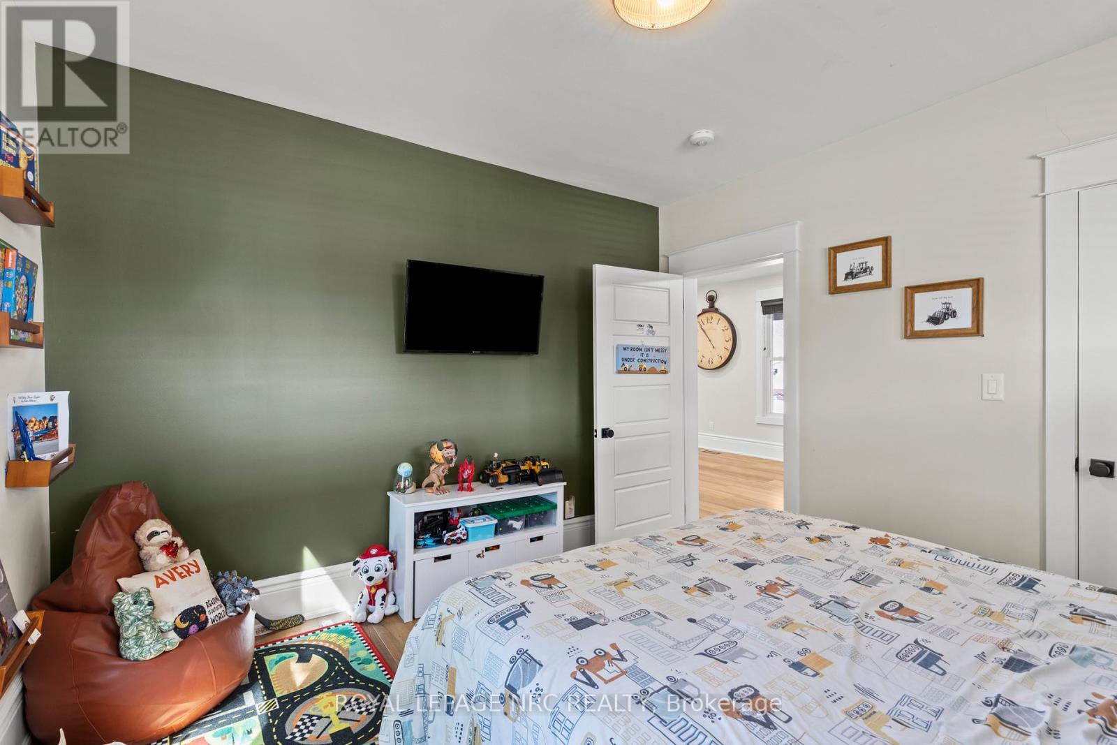 












538 KING STREET

,
Port Colborne (Main Street),




Ontario
L3K4H6

