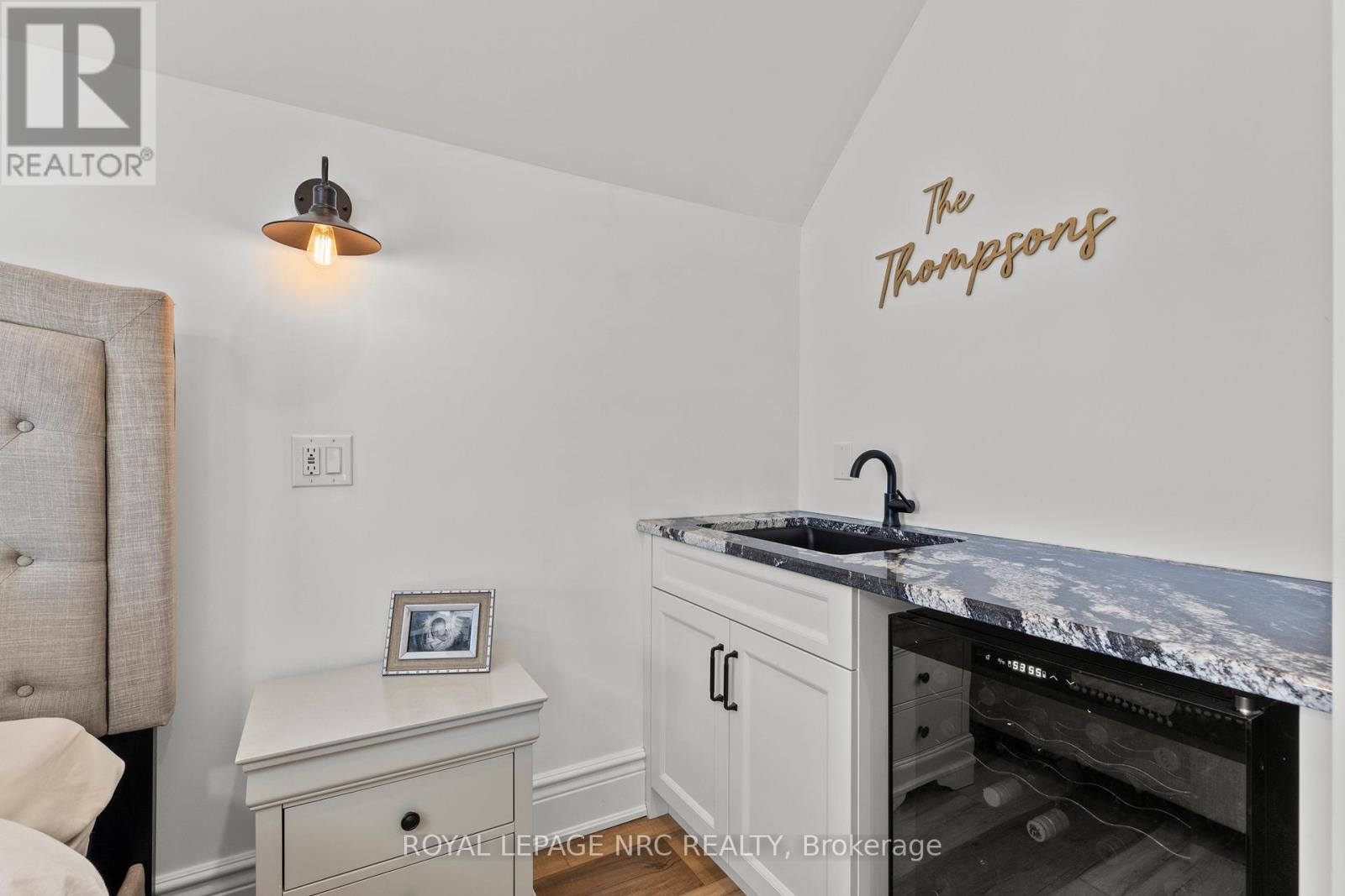 












538 KING STREET

,
Port Colborne (Main Street),




Ontario
L3K4H6


