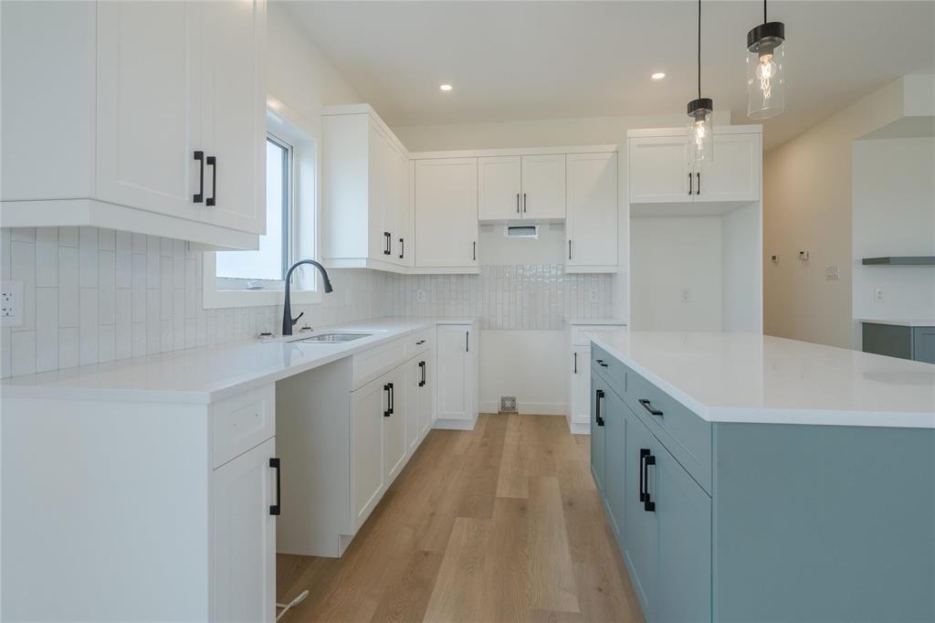 












59 Woodland Drive

,
Steinbach,




Manitoba
R5G2Z1

