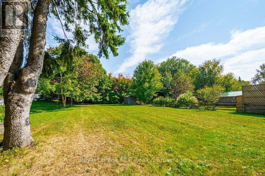 












330 WILLIAM STREET

,
Wellington North (Mount Forest),




Ontario
N0G2L3


