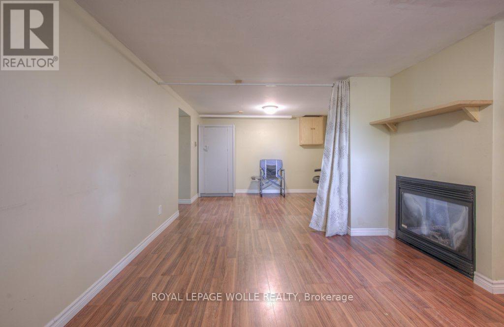 












230 HIGHLAND ROAD W

,
Kitchener,




Ontario
N2M3C2

