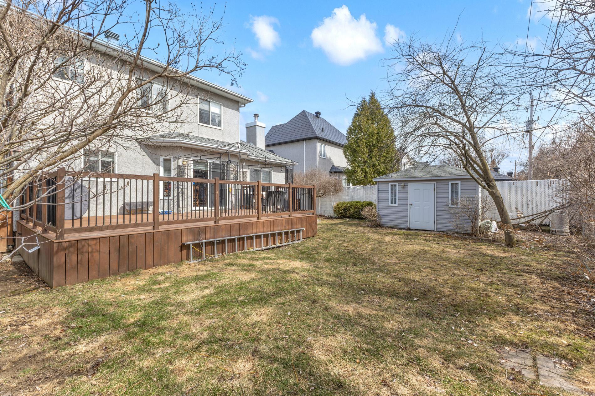 









1146


Rue Patrick

,
Laval (Sainte-Dorothée),




QC
H7Y2C4

