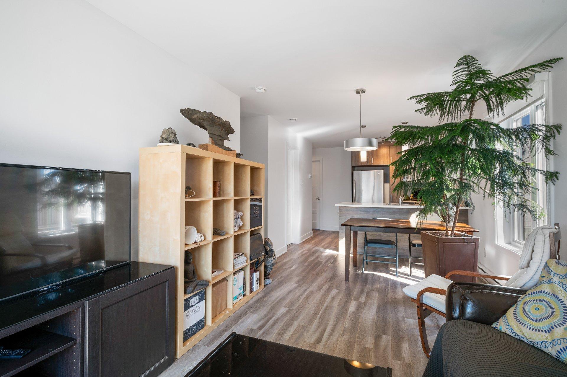 









535


Rue Séraphin-Bouc

,
Sainte-Anne-des-Plaines,




QC
J0N1H0

