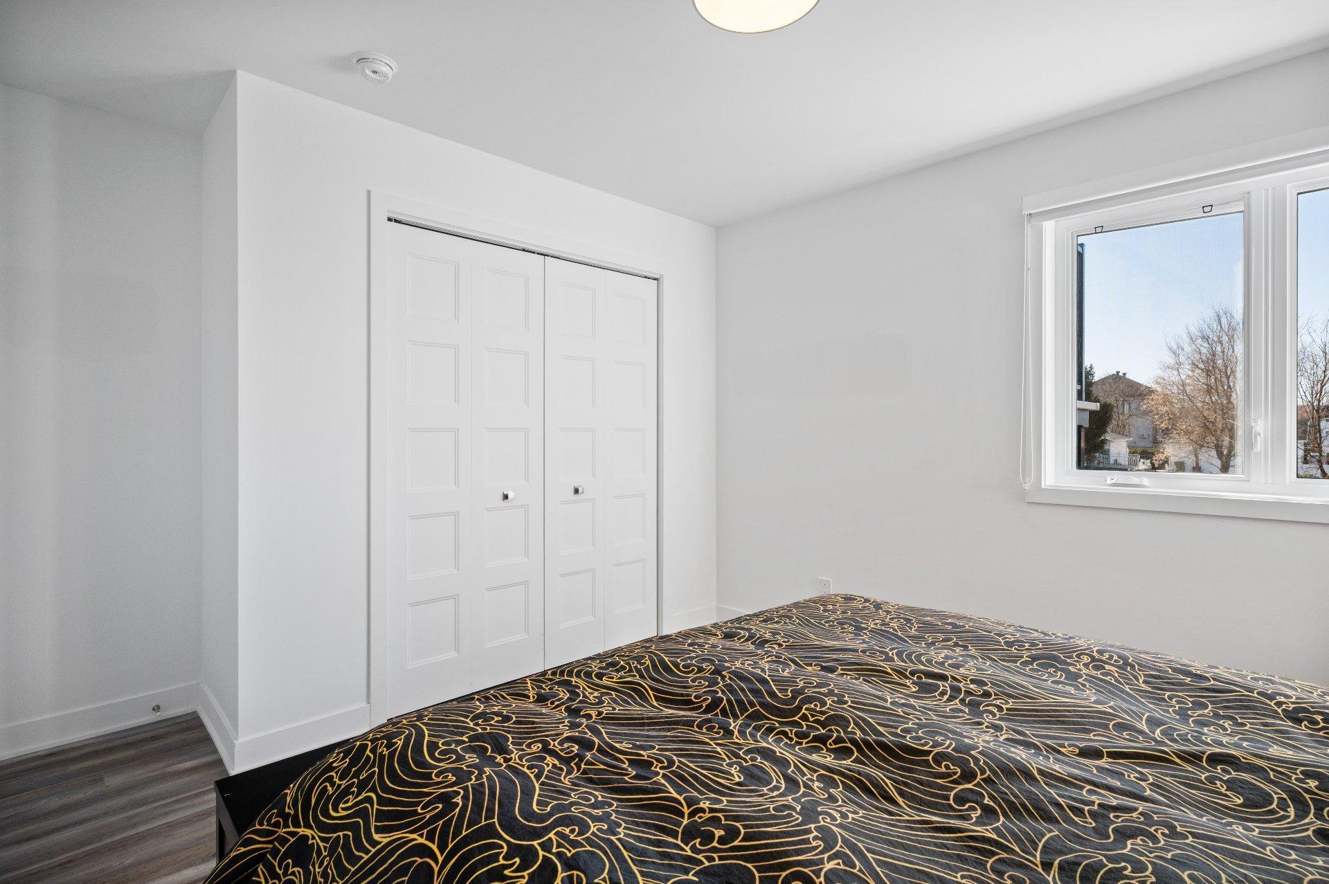 









535


Rue Séraphin-Bouc

,
Sainte-Anne-des-Plaines,




QC
J0N1H0

