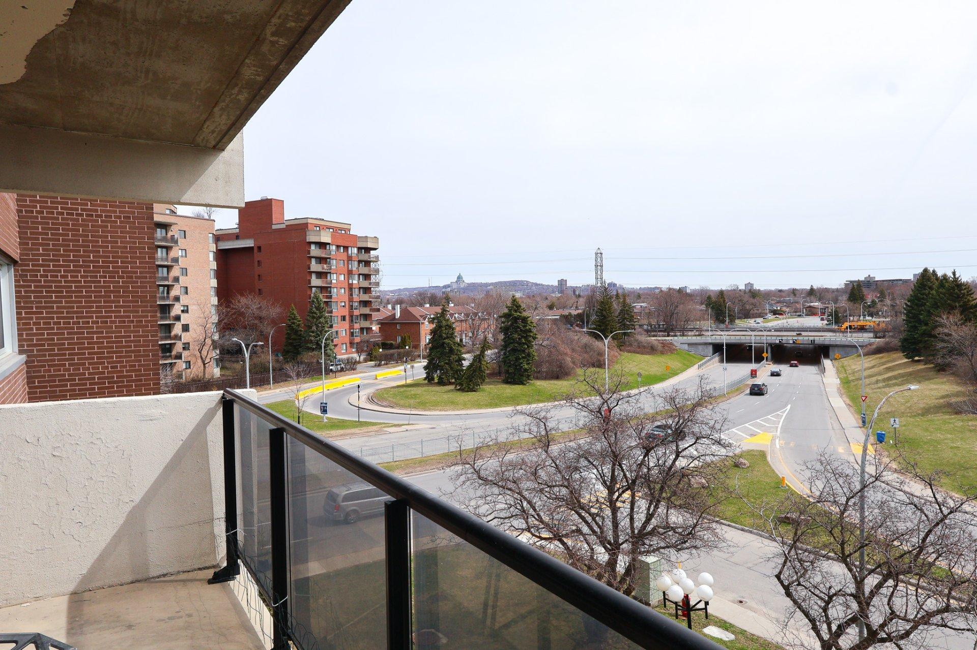 









5700


Boul. Cavendish

, 408,
Côte-Saint-Luc,




QC
H4W1S8

