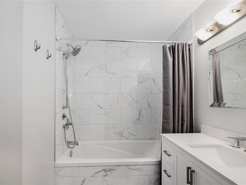 









3300


Tyerman

Pl,
Cobble Hill,




BC
V8H 0B3

