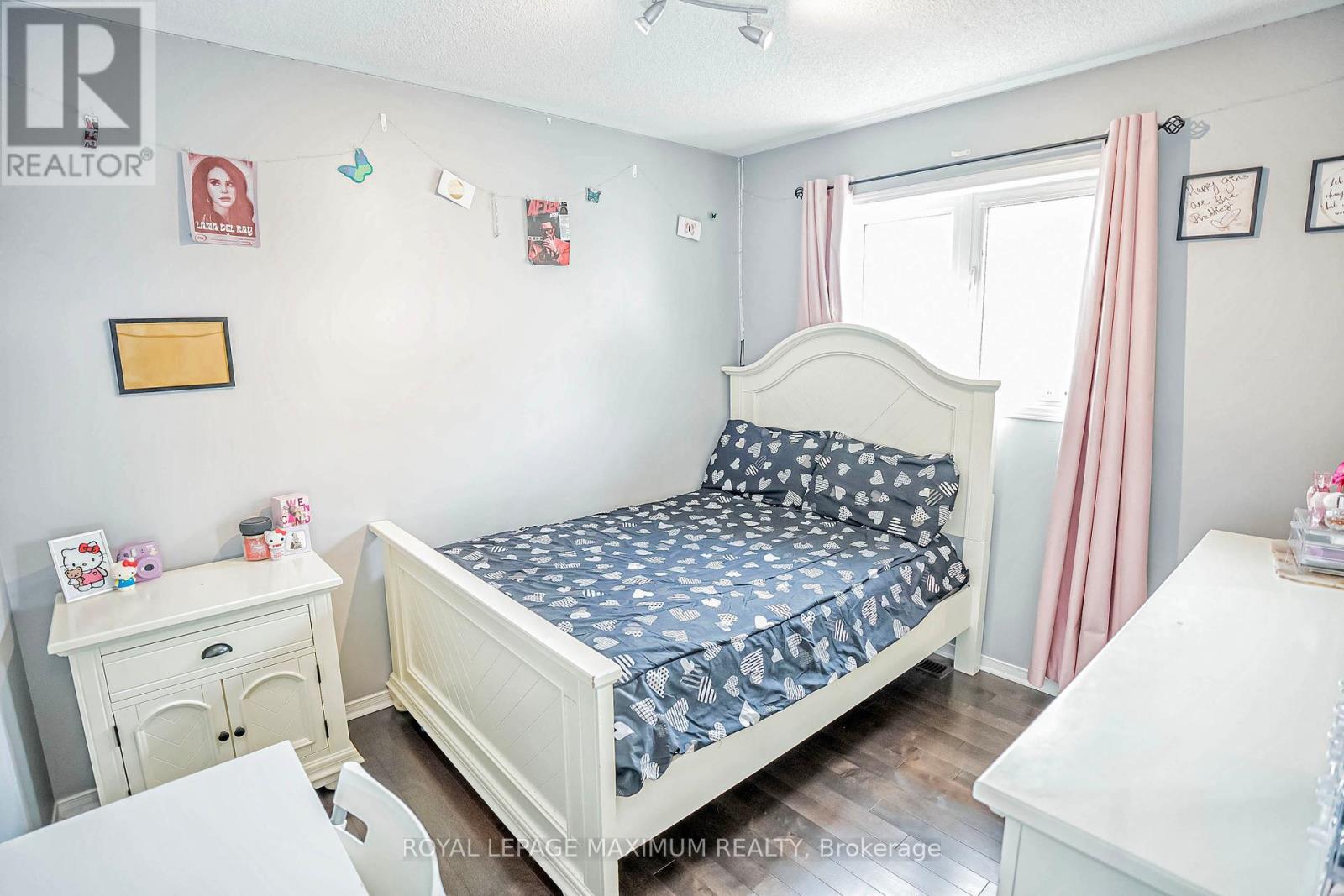 












31 JOSEPH GRIFFITH LANE

,
Toronto,




Ontario
M3L0C8

